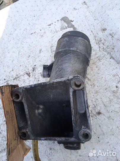 Корпус масляного фильтра om 602 2.9 TD MB Sprinter