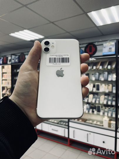 iPhone 11, 64 ГБ