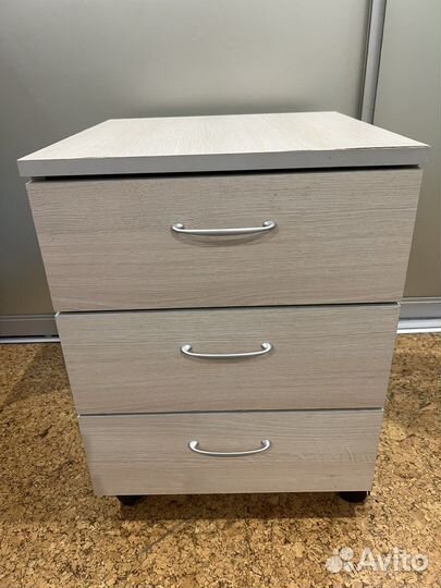 Тумба офисная выкатная