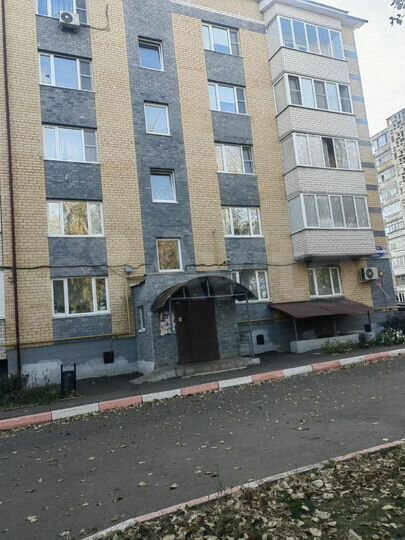 1-к. квартира, 40 м², 2/5 эт.