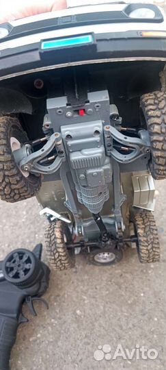 Радиоуправляемая модель 1 10