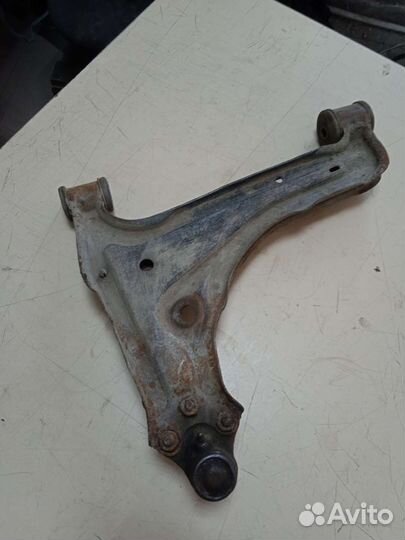 Рычаг передний правый Pontiac Grand AM Понтиак