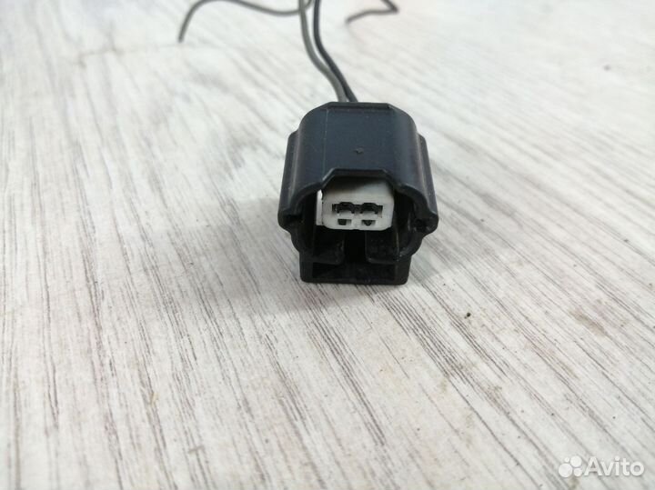 Штекер разъём датчика давления Масла LADA largus л