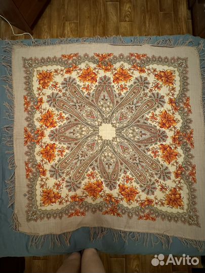 Павловопосадский платок Морозко, Багрянец осени