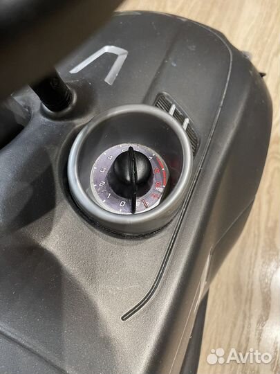 Машинка толокар Mercedes Benz