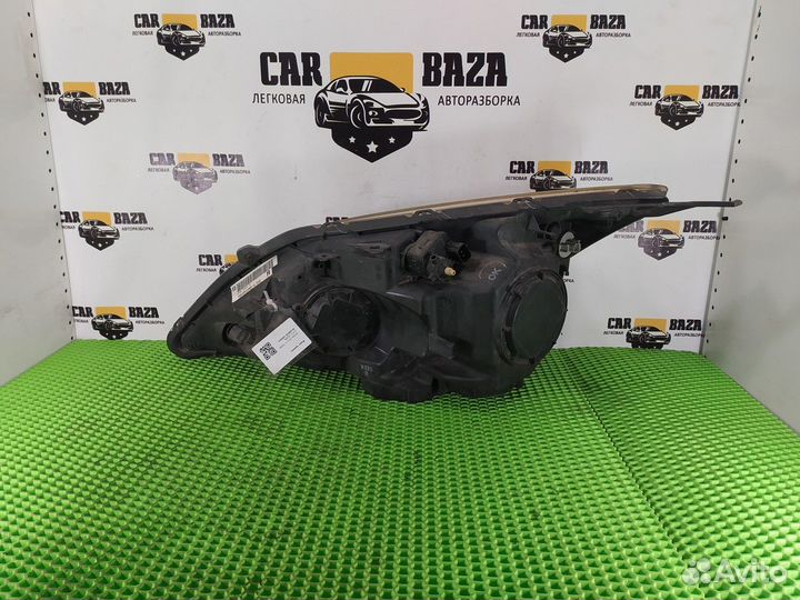 Фара правая R Honda CR-V