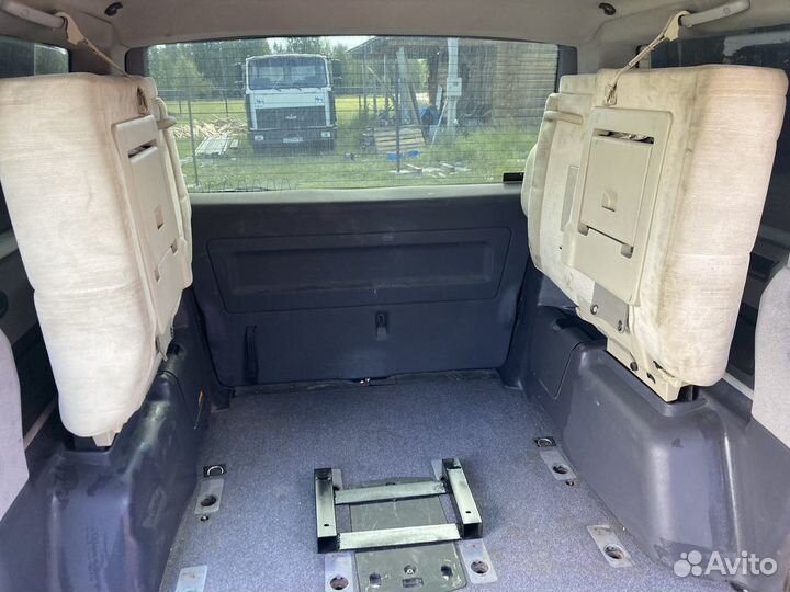 Раскладной задний диван для микроавтобуса Вито