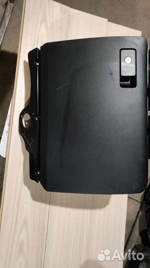 Бардачок volkswagen Passat b6