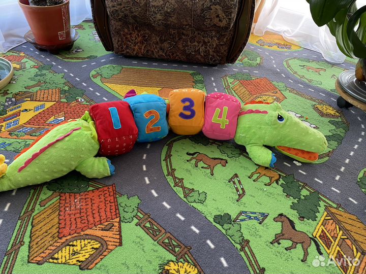 Тактильная игрушка для малышей