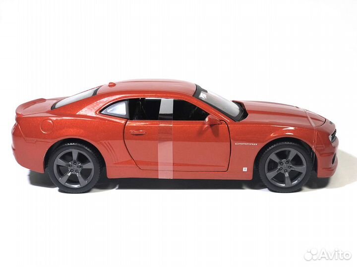 Новый Chevrolet Camaro SS 2010 RS (красный) 1/24