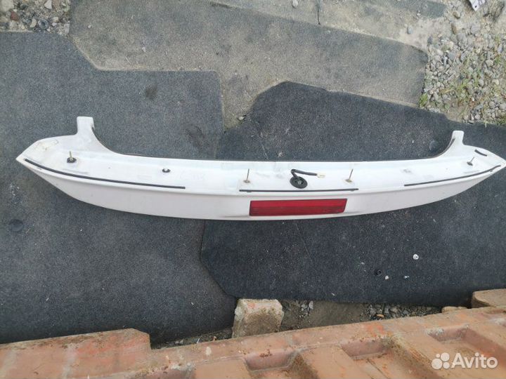 Спойлер Toyota Alphard ANH10