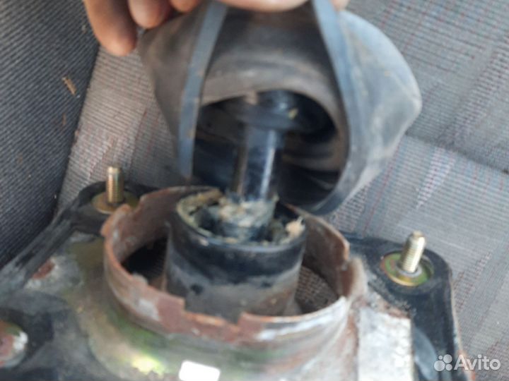 Кулиса кпп Мазда 626 ге