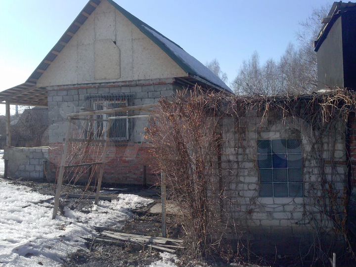 Дача 25 м² на участке 6 сот.