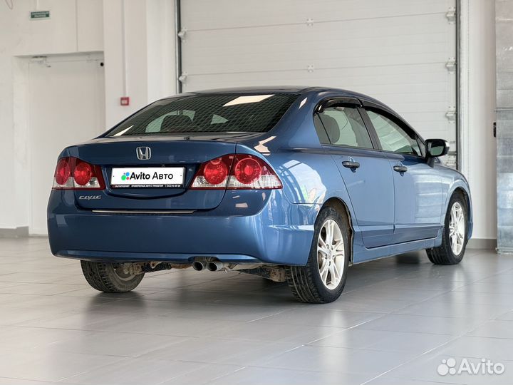 Honda Civic 1.8 МТ, 2008, 300 000 км