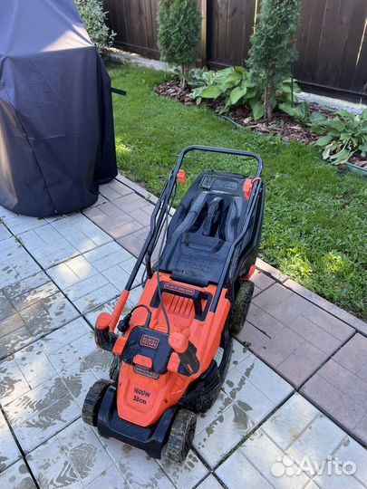 Газонокосилка электрическая black decker