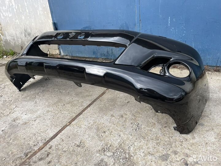 Бампер передний Toyota hilux