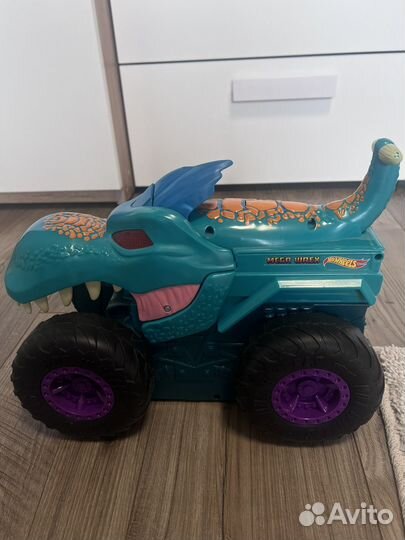 Машинка Hot Wheels Монстр Трак