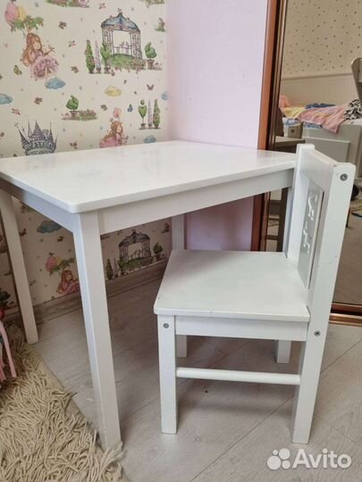 Детский стол и стул IKEA