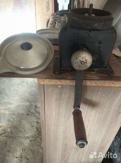 Сепаратор для молока ручной