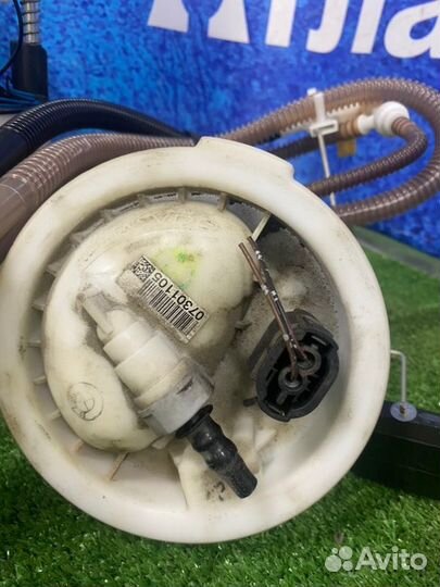 Топливный насос Bmw 3 E90 2011