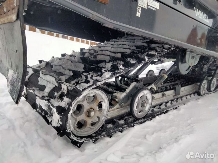 Продам снегоход Ямаха викинг 3