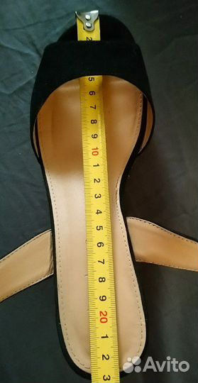 Босоножки новые Primadonna