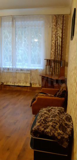 2-к. квартира, 60 м², 1/4 эт.