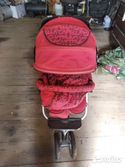 Прогулочная коляска