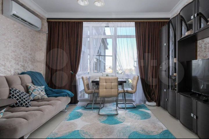 3-к. квартира, 77 м², 6/8 эт.