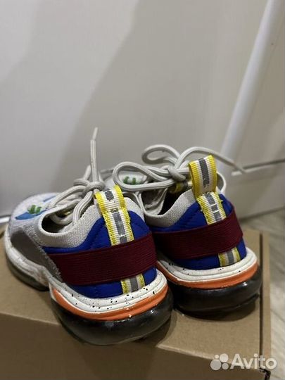 Кроссовки geox 28