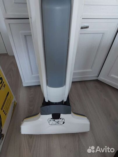 Электрошвабра, влажная уборка Karcher FC 5 Premium