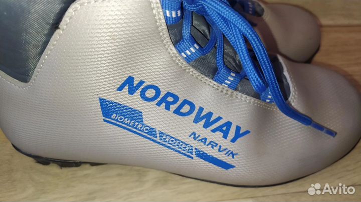 Лыжные ботинки р 37-38