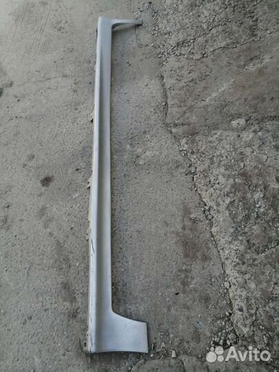 Пластиковый порог Н-Вингроуд