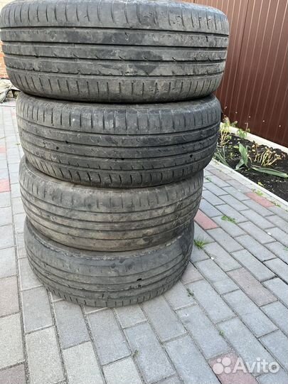 Hankook Dynapro HP2 RA33 235/60 R18 103H