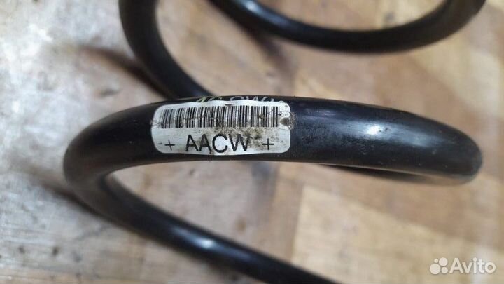 Задняя пружина Opel Astra H седан 1.6 2004-2014