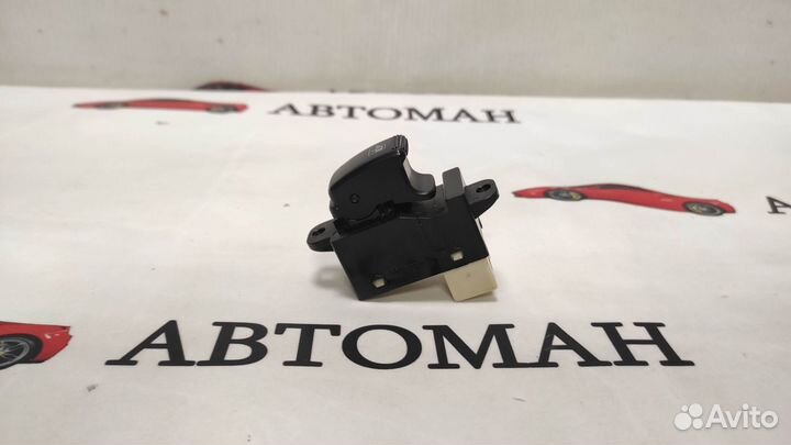 Кнопка стеклоподъемника Hyundai Sonata 4 EF 2001-2012