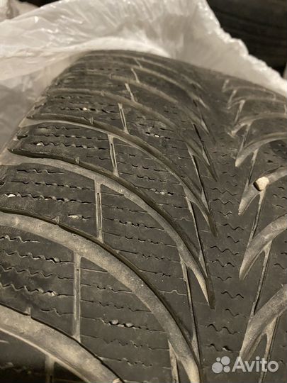 Goodyear UltraGrip Ice+ 225/55 R17