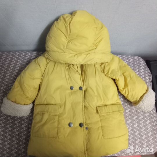 Курточка для девочки Zara 98р