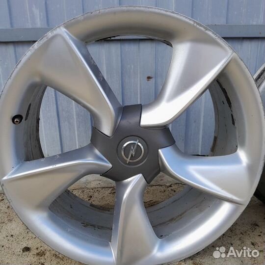 Диски R19 5х115 70.2 от opel astra JTC