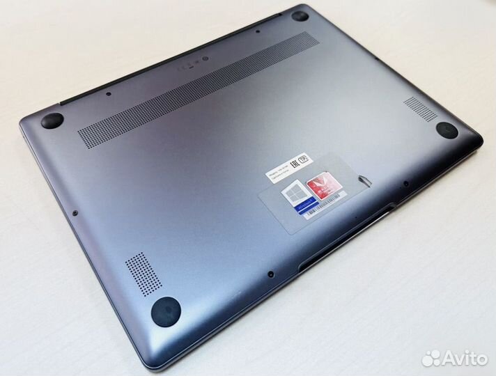 Ноутбук Huawei matebook 13