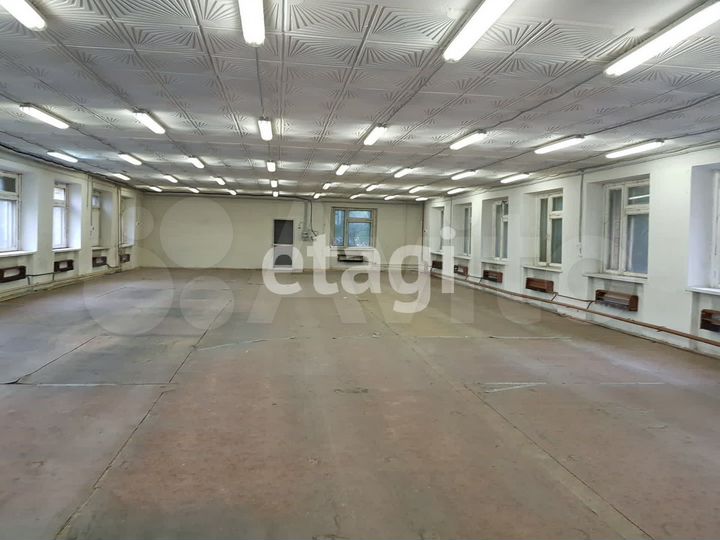 Продам офисное помещение, 897 м²