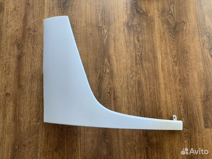 Ресничка правая mercedes Actros mp4 mp5 18100748