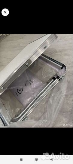 Стол складной и 4 стула