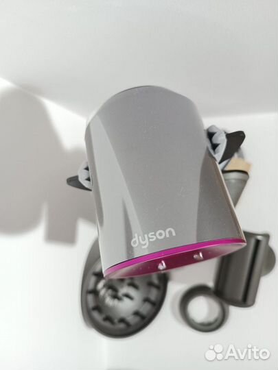 Розовое вдохновение: Dyson HD 08