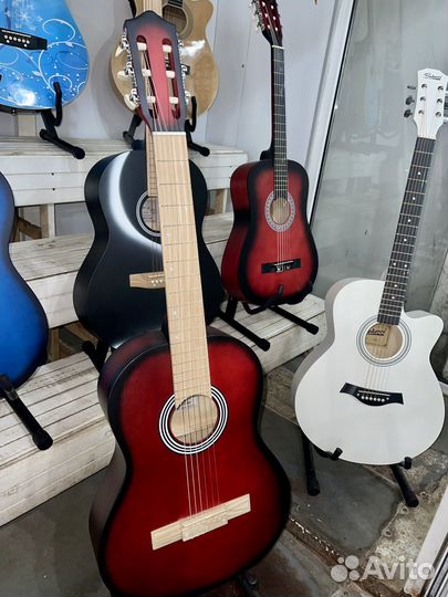 Акустическая гитара/ классическая