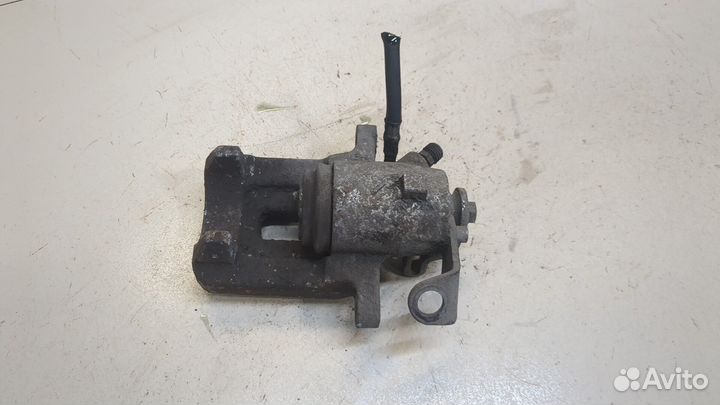 Суппорт Volkswagen Golf 4, 2001