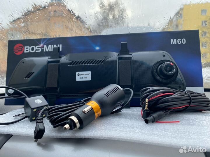 Видеорегистратор зеркало BOS-mini M60