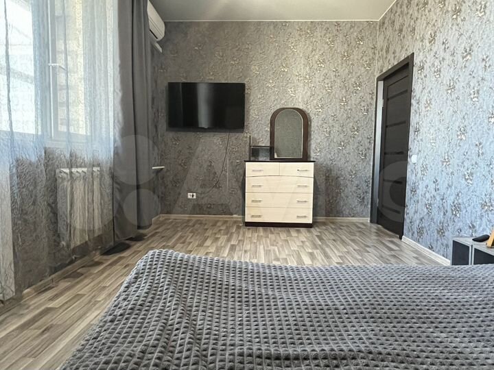 2-к. квартира, 58 м², 3/3 эт.