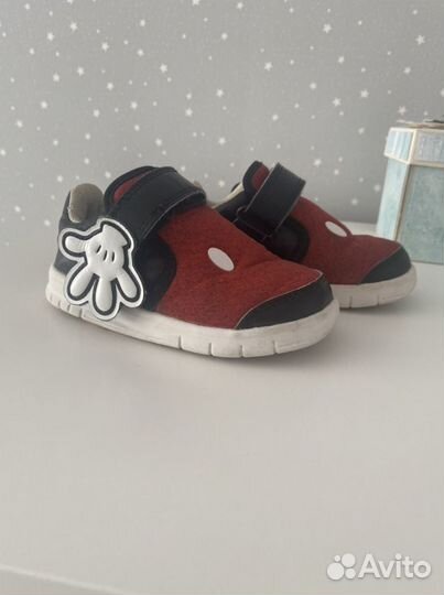 Кроссовки adidas