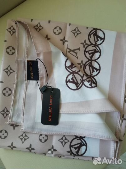 Платок Louis Vuitton